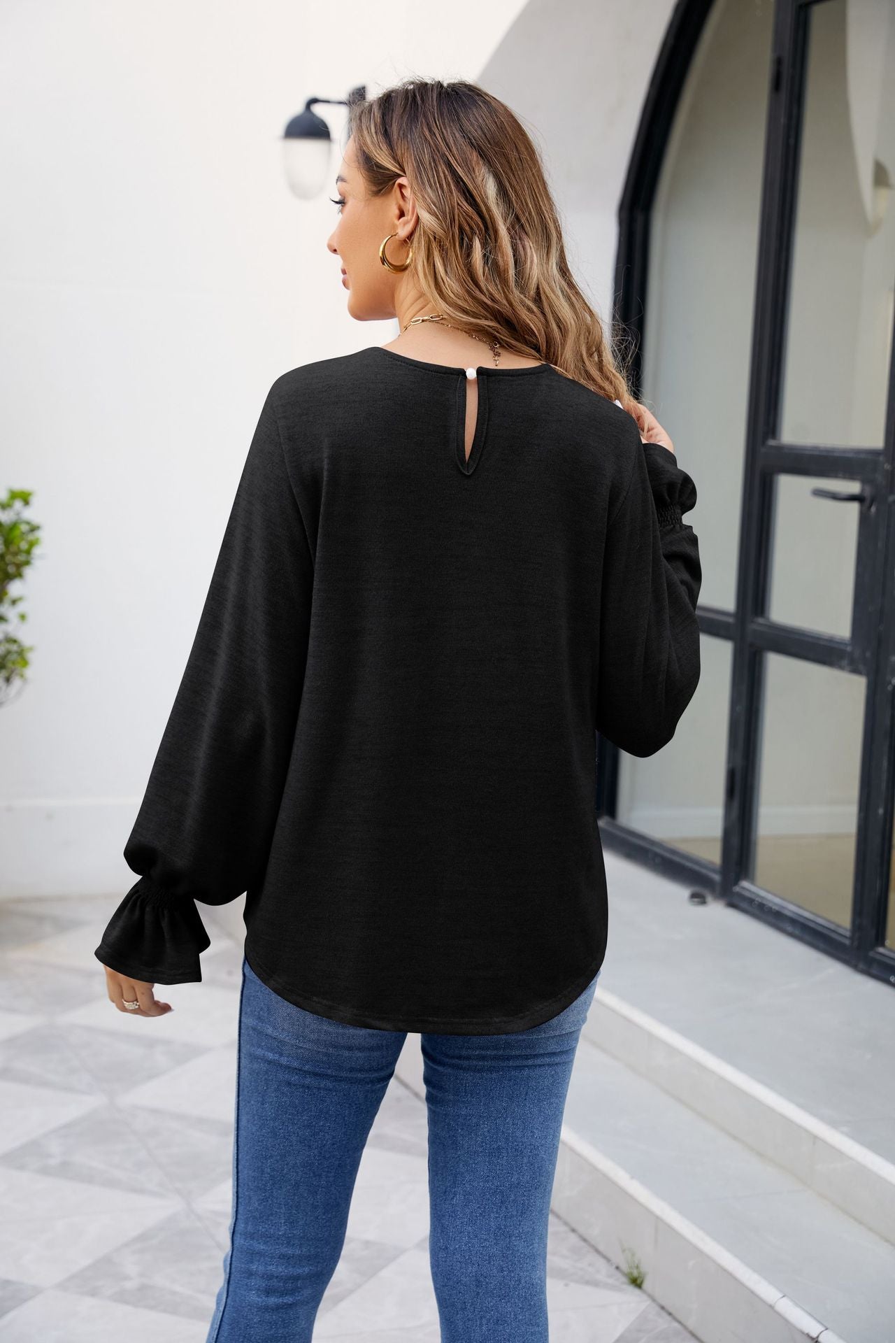 Solid Color Loose-Fit Long Sleeve T-Shirt with Round Neck